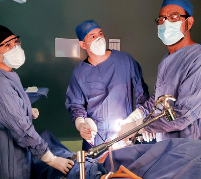 Slider image (9) Dr. Cristobal Garza | Spanish Profile